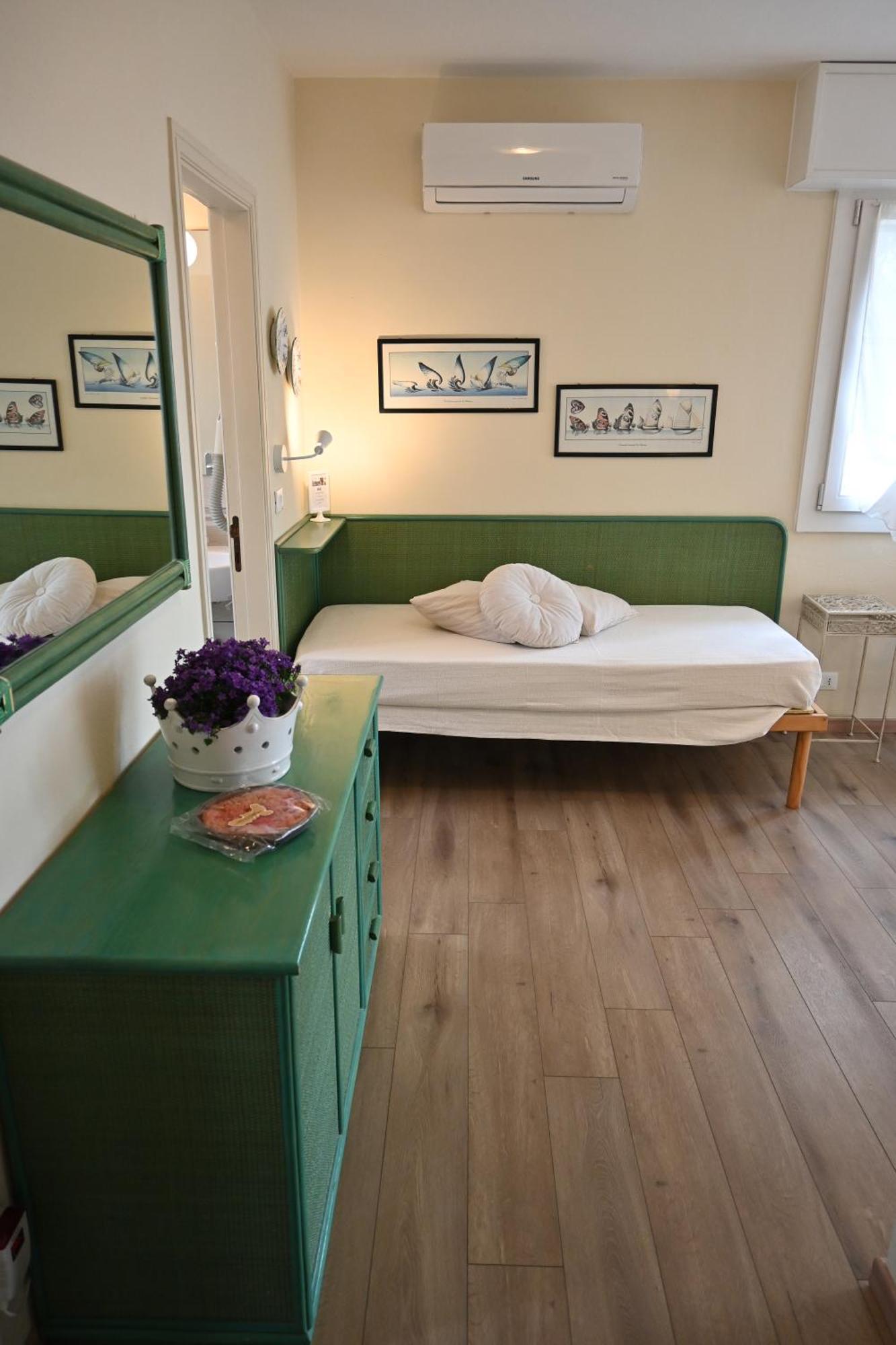 Residence Il Mandorlo Lacona Zewnętrze zdjęcie